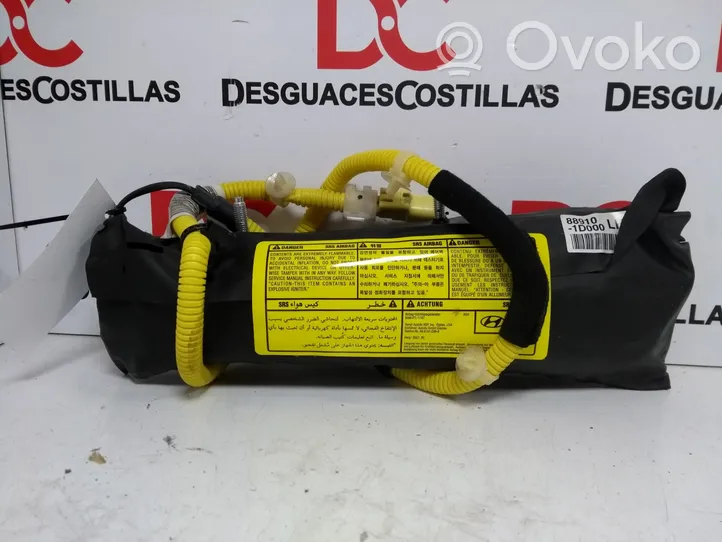 KIA Carens II Poduszka powietrzna Airbag drzwi przednich 889201D000