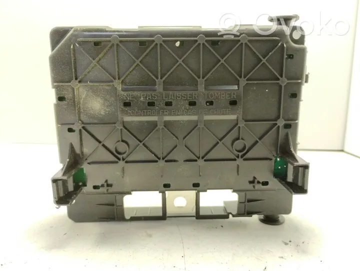 Citroen Xsara Picasso Module de fusibles 9650618480