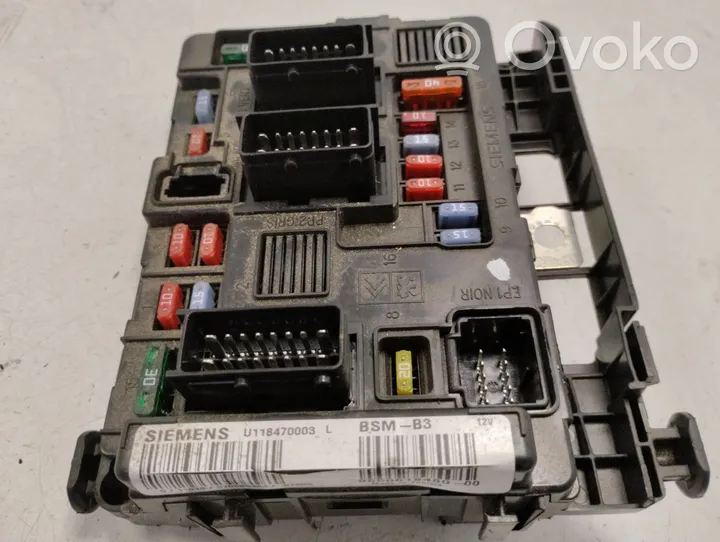 Citroen Xsara Picasso Module de fusibles 9650618480