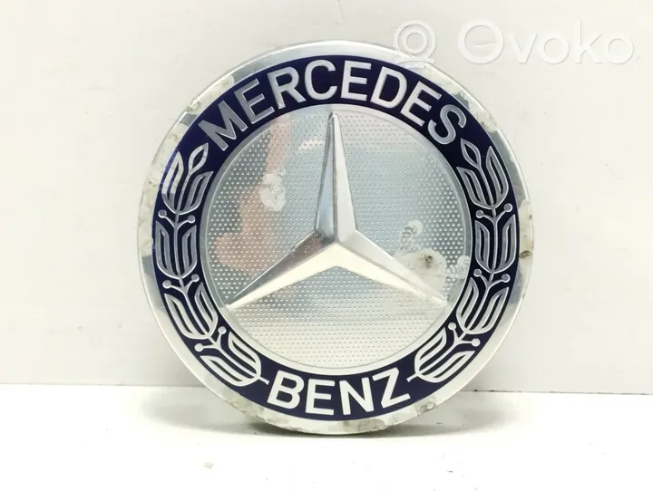 Mercedes-Benz C W203 Tapacubos original de rueda A1714000025