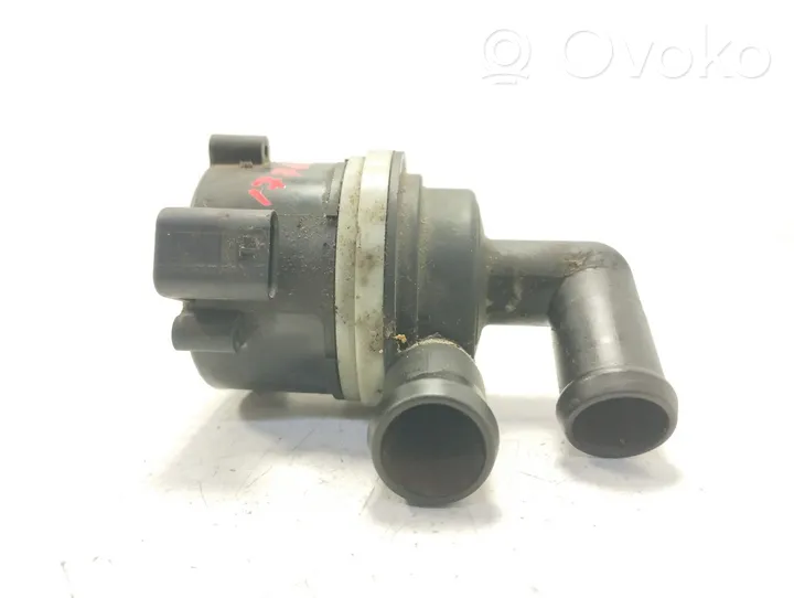 Volkswagen Golf VI Water pump 5N0965561A
