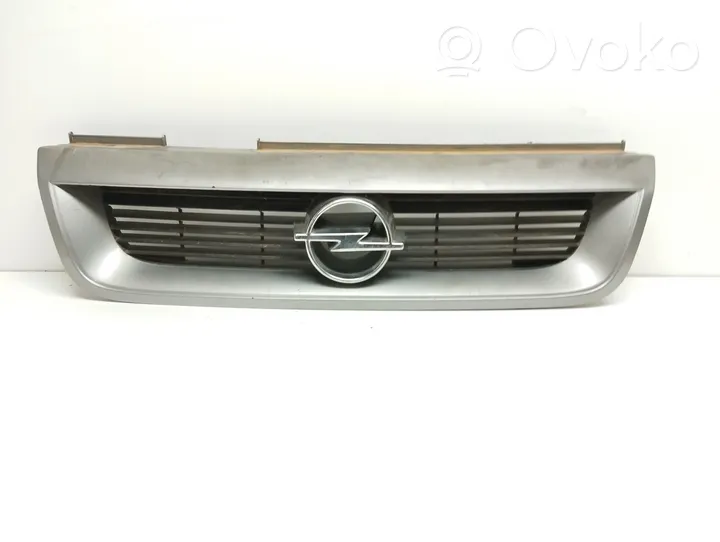 Opel Vectra A Grotelės priekinės 90461334