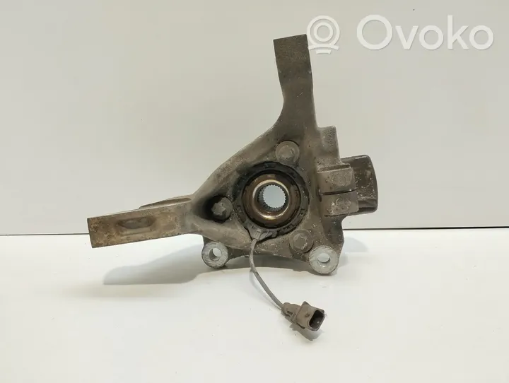 Opel Vectra C Fusée d'essieu de moyeu de la roue avant 5308017