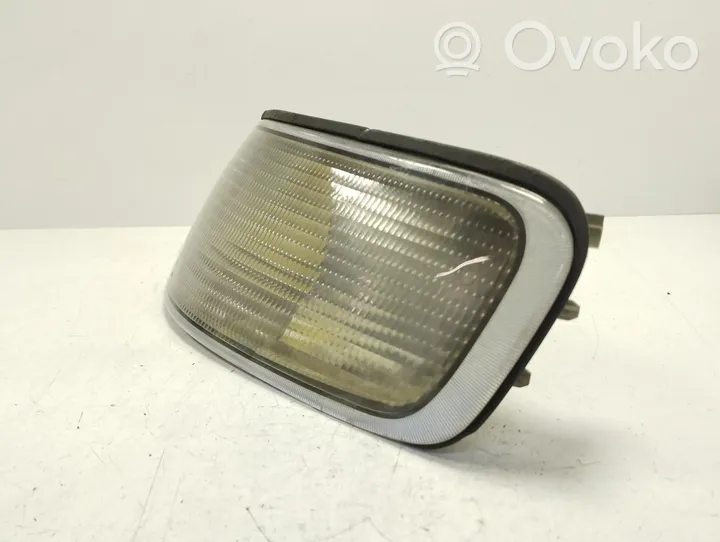 Honda Accord Lampa przednia 236501