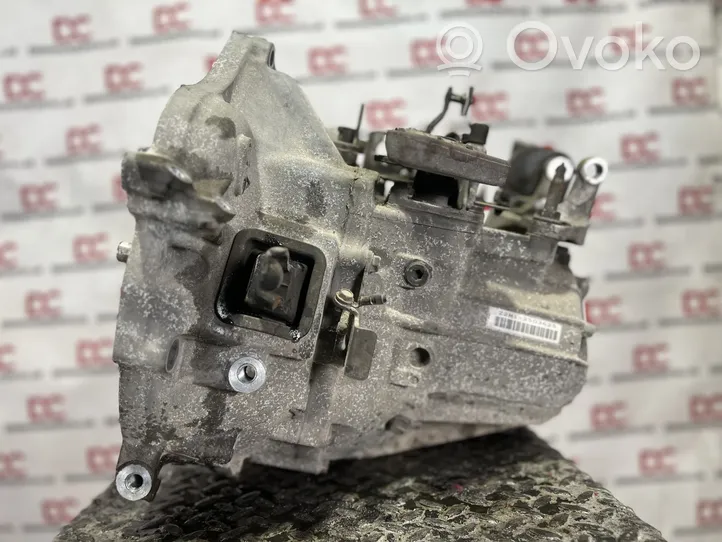 Honda CR-V Manual 5 speed gearbox Z2M1