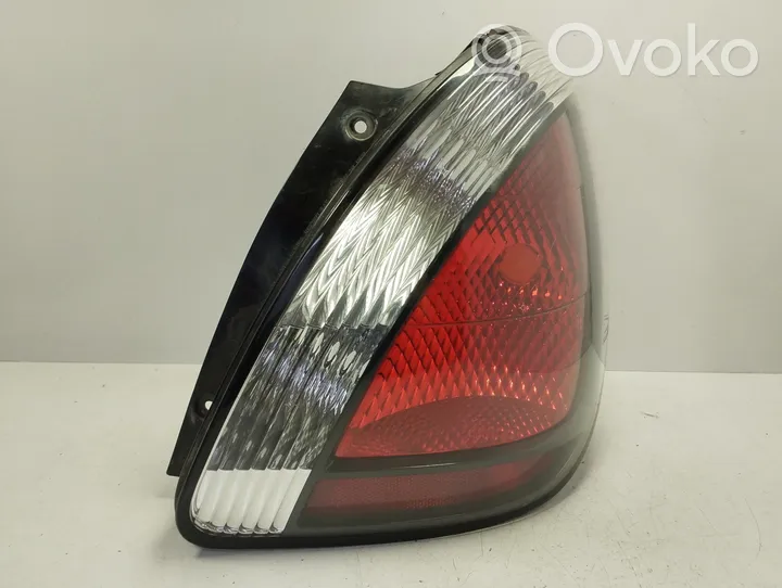 KIA Rio Lampa tylna 924021G2R