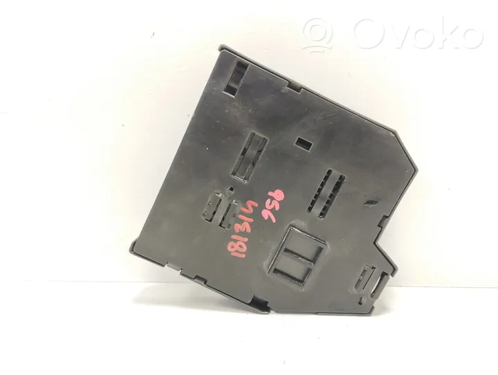 Citroen Berlingo Module de fusibles 9811879680