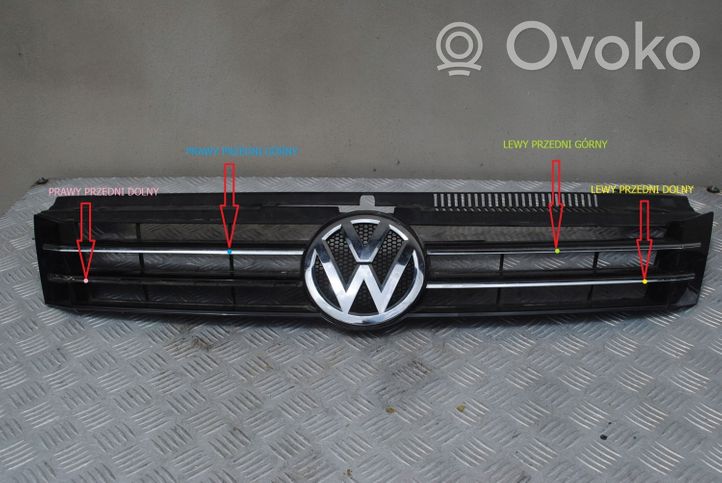 Volkswagen Sharan Front bumper upper radiator grill 7N0853767A