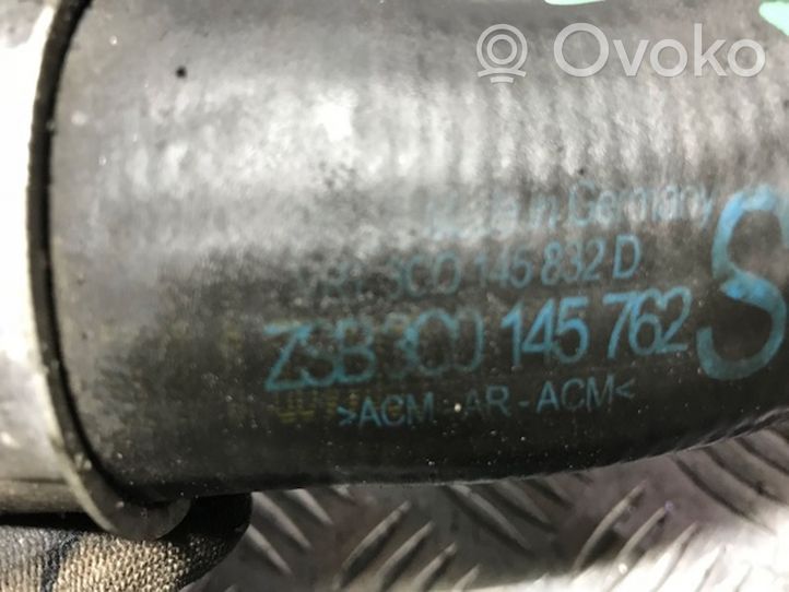 Volkswagen Touran I Intake resonator 3C0145762S