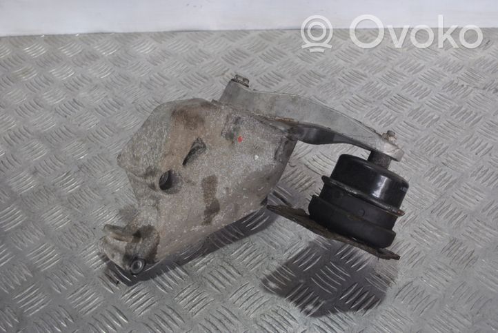 Volkswagen Polo IV 9N3 Supporto di montaggio del motore (usato) 6Q0199185D