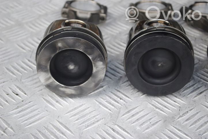 Volkswagen Polo V 6R Piston avec bielle 03LJV200