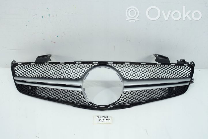 Mercedes-Benz SL AMG R231 Grille calandre supérieure de pare-chocs avant A2318880560