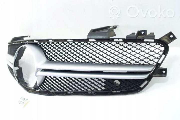 Mercedes-Benz SL AMG R231 Grille calandre supérieure de pare-chocs avant A2318880560