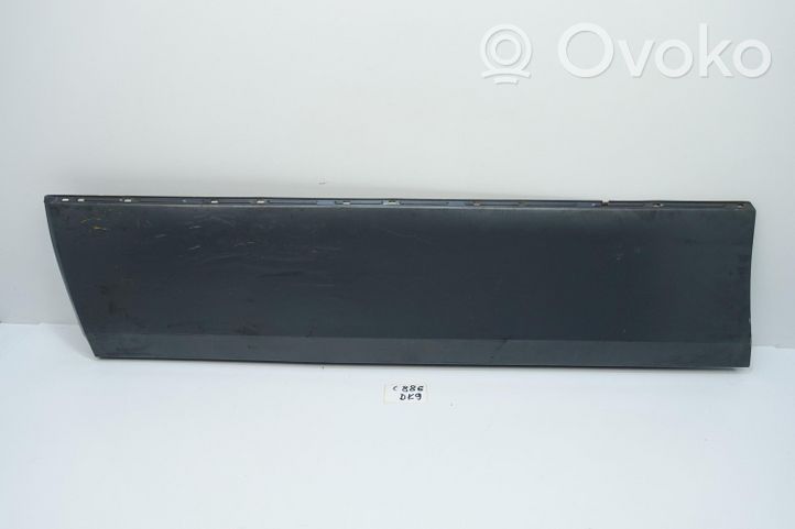 Mercedes-Benz E W124 Front door trim (molding) LISTWA DRZWI LEWY PRZÓD M