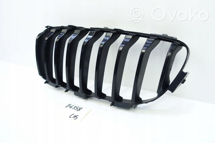 BMW 4 F32 F33 Grille calandre supérieure de pare-chocs avant 