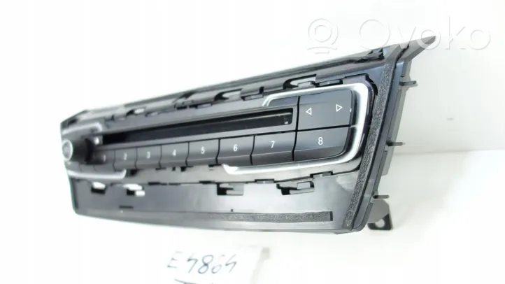 BMW 2 F45 Panel radia PANEL