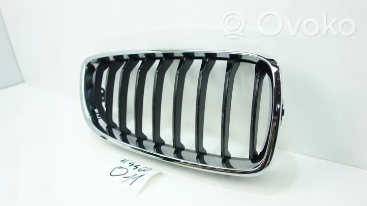 BMW 4 F32 F33 Maskownica / Grill / Atrapa górna chłodnicy 7294814