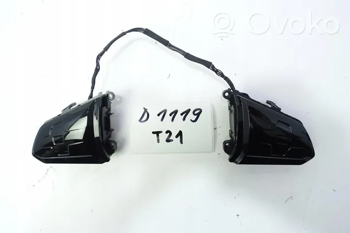 Volkswagen Golf VIII Boutons / interrupteurs volant PRZYCISKI