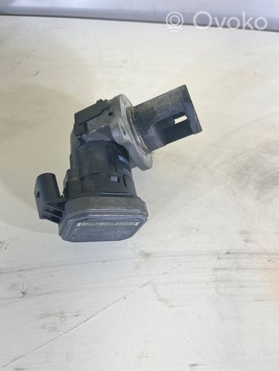 Mercedes-Benz E W211 Soupape vanne EGR A64614060