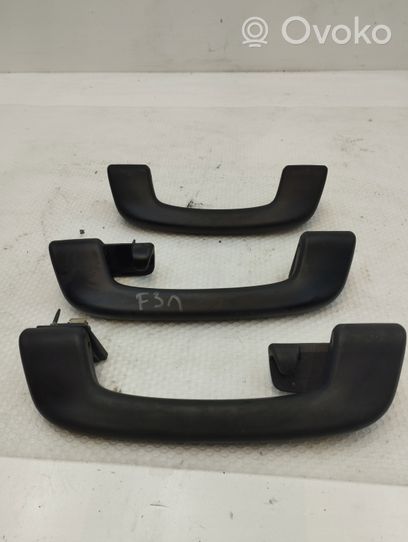 BMW 3 F30 F35 F31 Un set di maniglie per il soffitto 