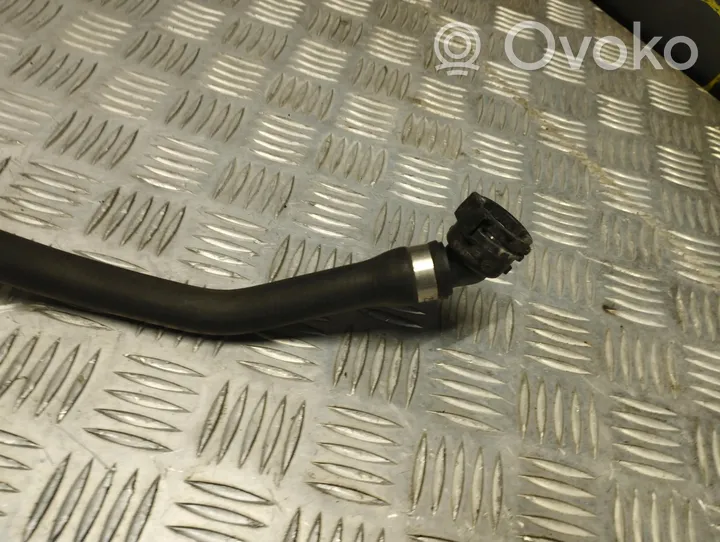BMW 1 F20 F21 Engine coolant pipe/hose 8510307