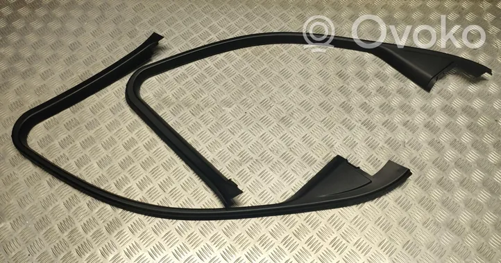 BMW X3 F25 Front door window/glass frame 