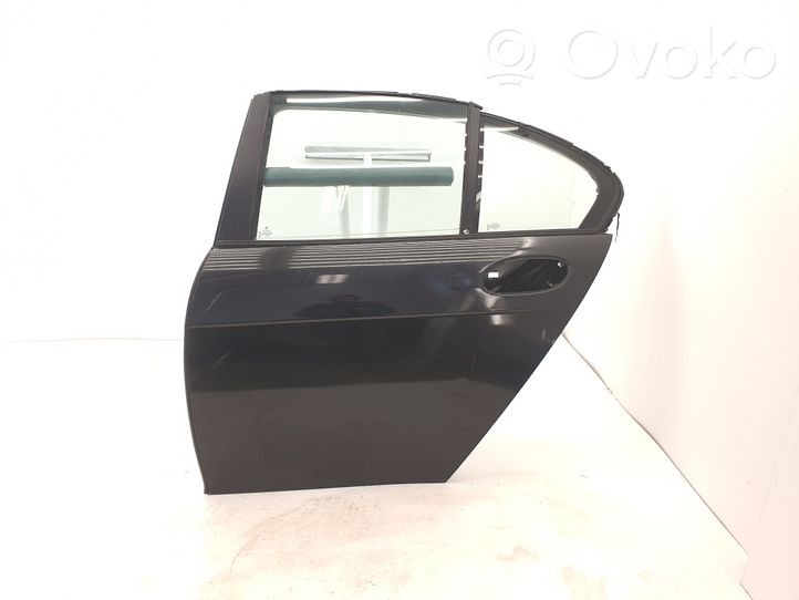 BMW 7 E65 E66 Rear door 7202083