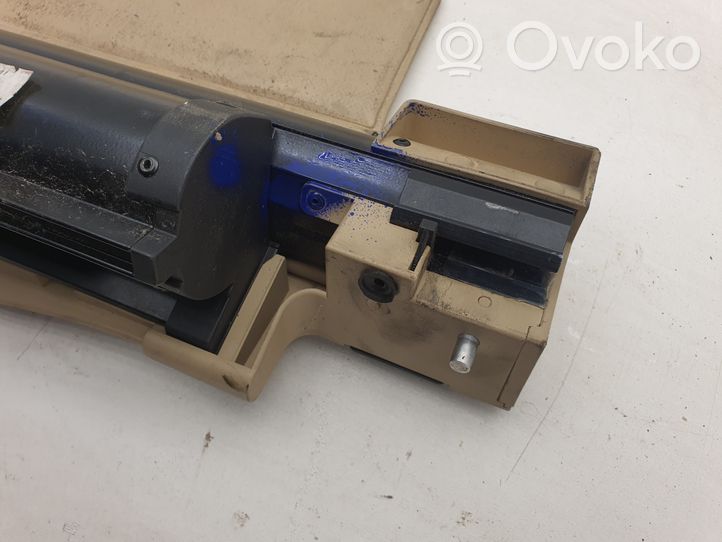 BMW 5 E60 E61 Separatore bagagliaio 9119692