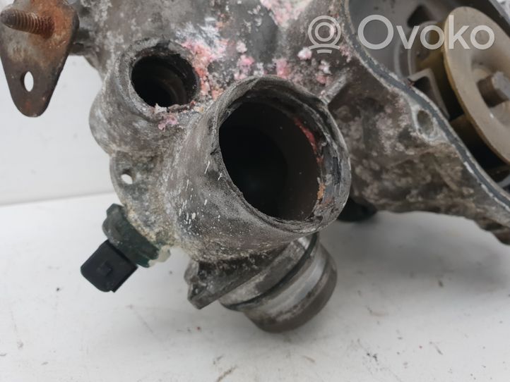 BMW 7 E65 E66 Pompa dell’acqua 7586780