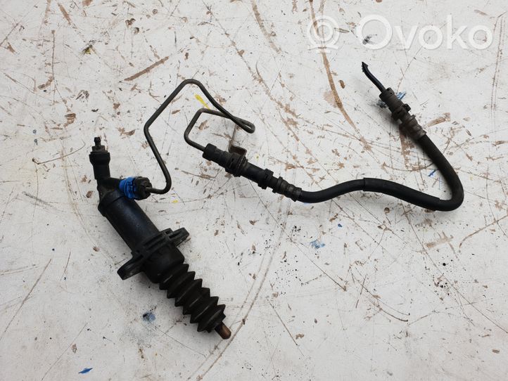 BMW X3 E83 Pompa della frizione 6785964