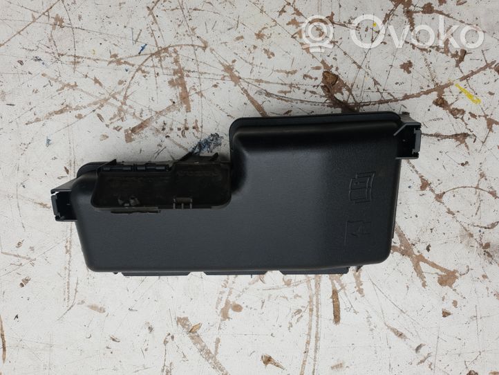 Volvo XC90 Fuse box cover 30728133