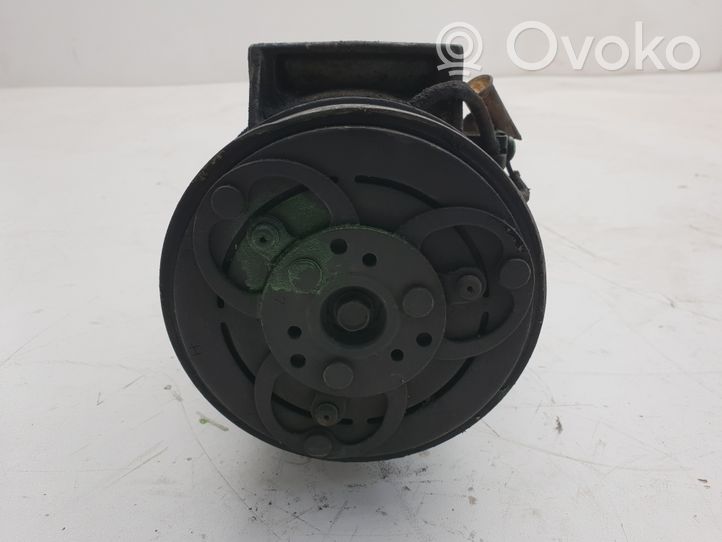 Volvo V70 Ilmastointilaitteen kompressorin pumppu (A/C) P0319008