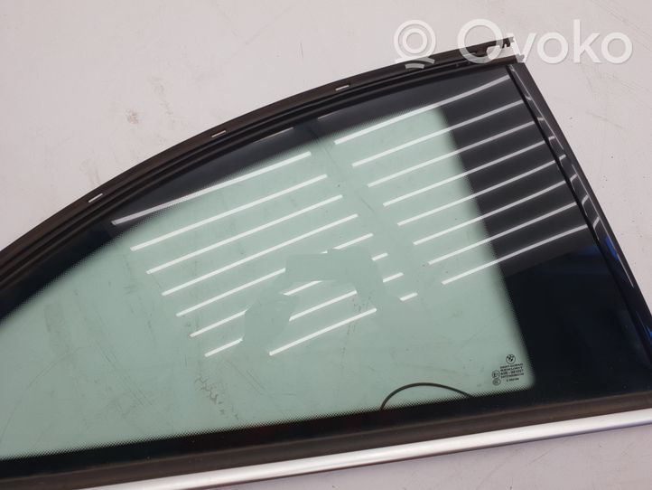 BMW 2 F22 F23 Side middle window/glass 7267910