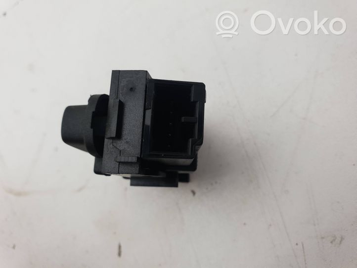 Volvo XC70 Botón interruptor de bloqueo de puertas 30710476