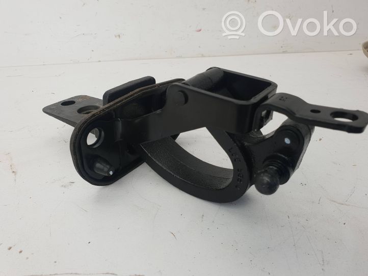 Volvo XC70 Tailgate/trunk/boot hinge 31213425