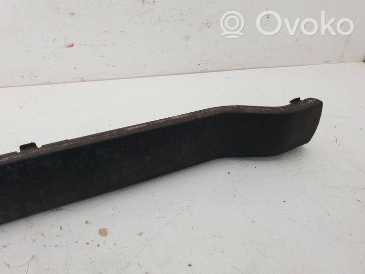 BMW 3 E36 Modanatura separatore del paraurti anteriore BM51000A