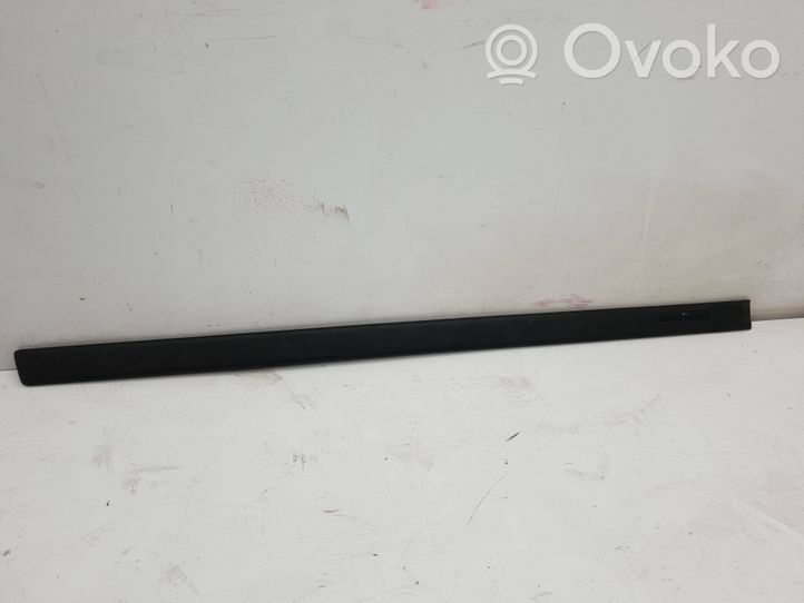 BMW 3 E36 Moulure de porte avant 2251379