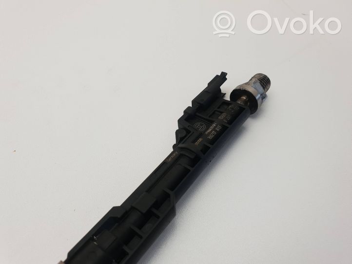 BMW 2 F22 F23 Injecteur de carburant 13647639994