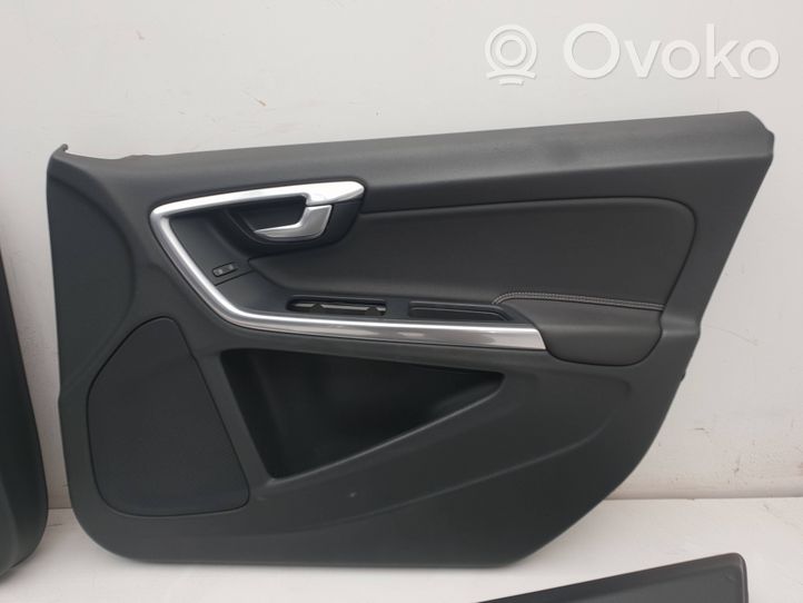 Volvo V60 Fotele / Kanapa / Boczki / Komplet 30727860
