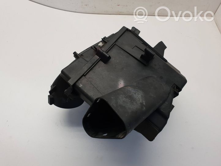 Volvo XC90 Air filter box 30636845