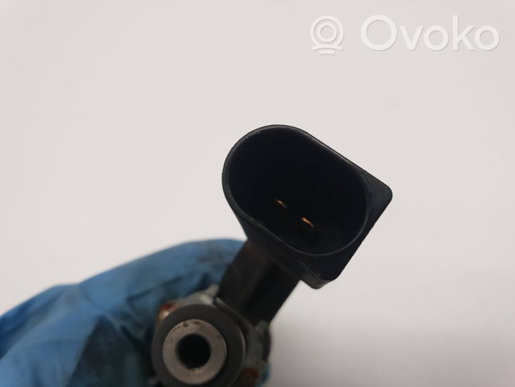 Audi A1 Injecteur de carburant 03C906036