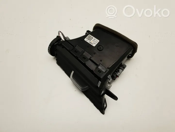 BMW 5 G30 G31 Griglia di ventilazione centrale cruscotto 9330896