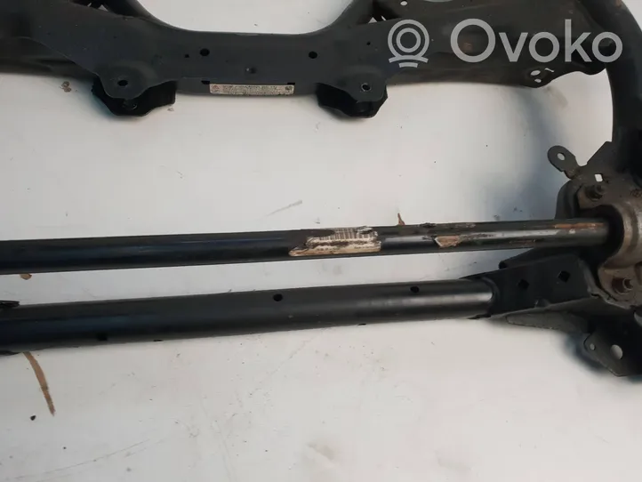 BMW 1 F20 F21 Belka osi przedniej 6869290