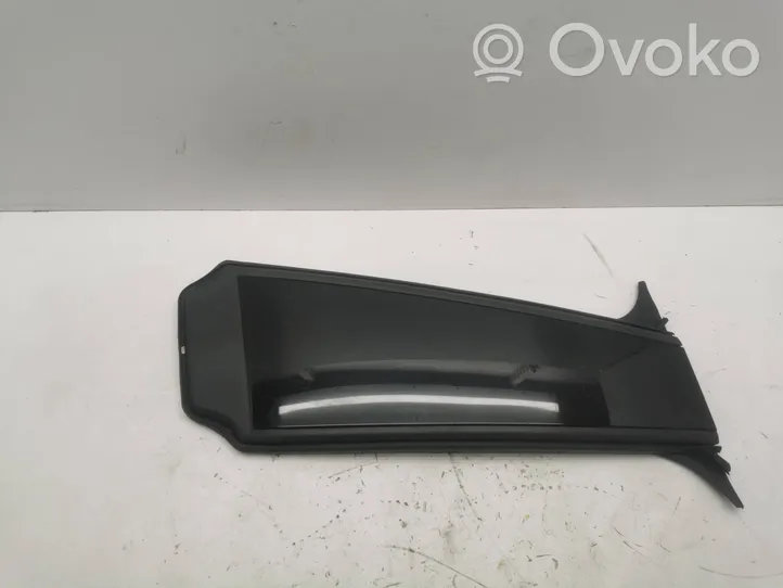 BMW 6 G32 Gran Turismo Front door glass trim molding 16081013