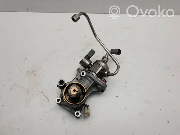 BMW 1 F20 F21 Pompa ad alta pressione dell’impianto di iniezione 7607159