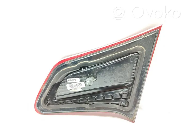 Citroen C4 II Lampy tylnej klapy bagażnika 9672155880