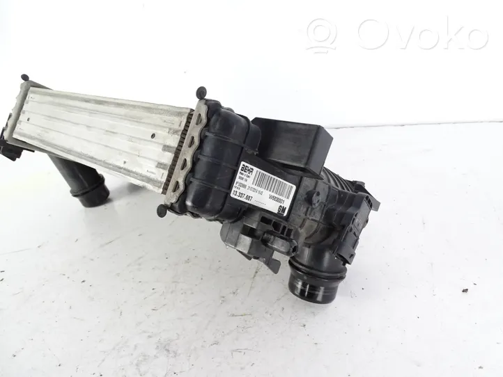 Vauxhall Meriva B Chłodnica powietrza doładowującego / Intercooler 13337687