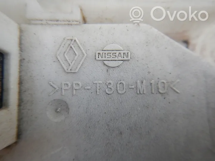 Nissan Titan Saugiklių blokas 284B67S002