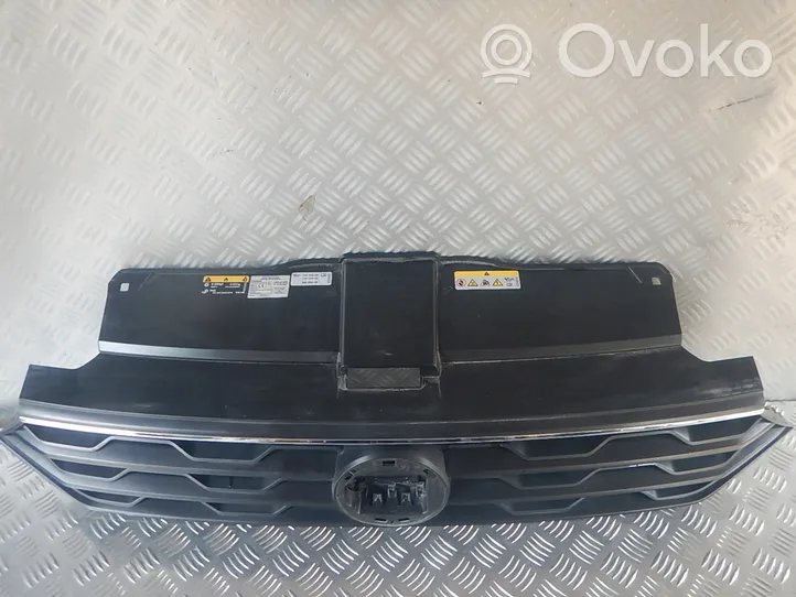 Volkswagen T-Roc Maskownica / Grill / Atrapa górna chłodnicy 2GA853651R