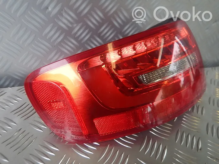 Audi A4 S4 B8 8K Lampa tylna 8K9945095D